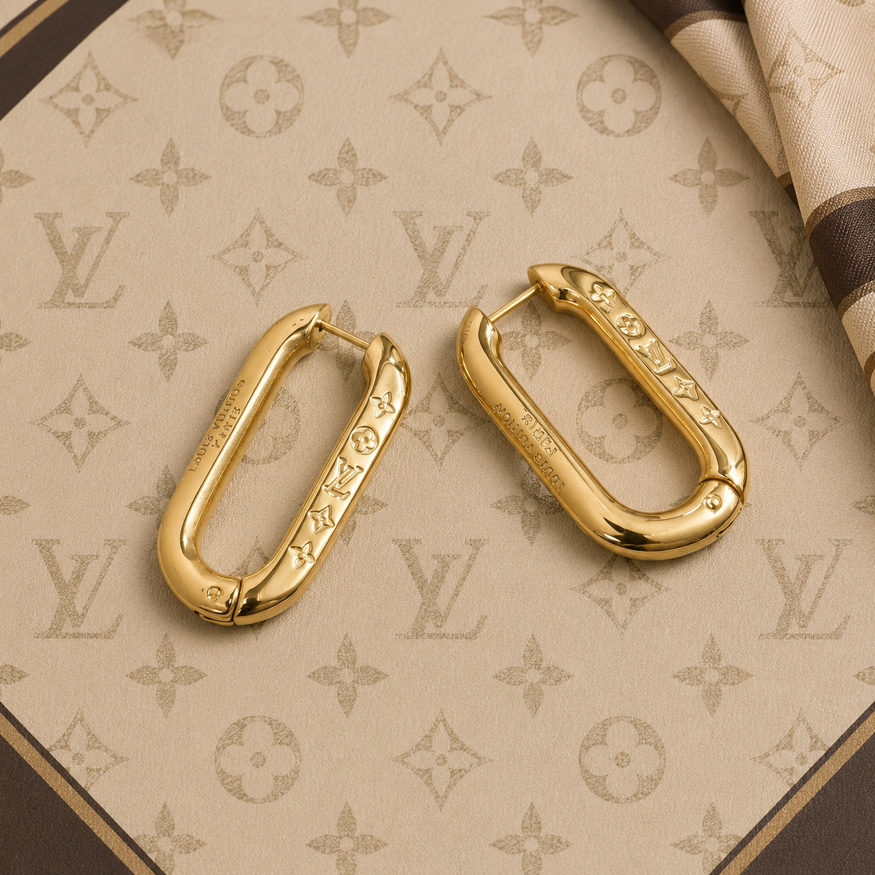 Brincos Louis Vuitton