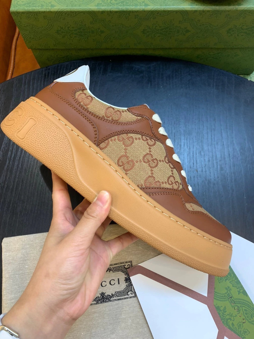 Tenis Gucci Beige
