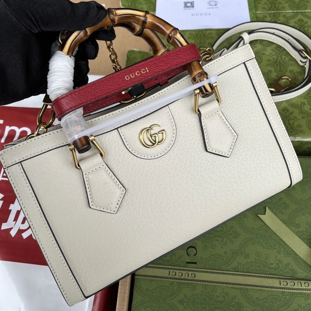 Bolsa Gucci Diana - imagem 5