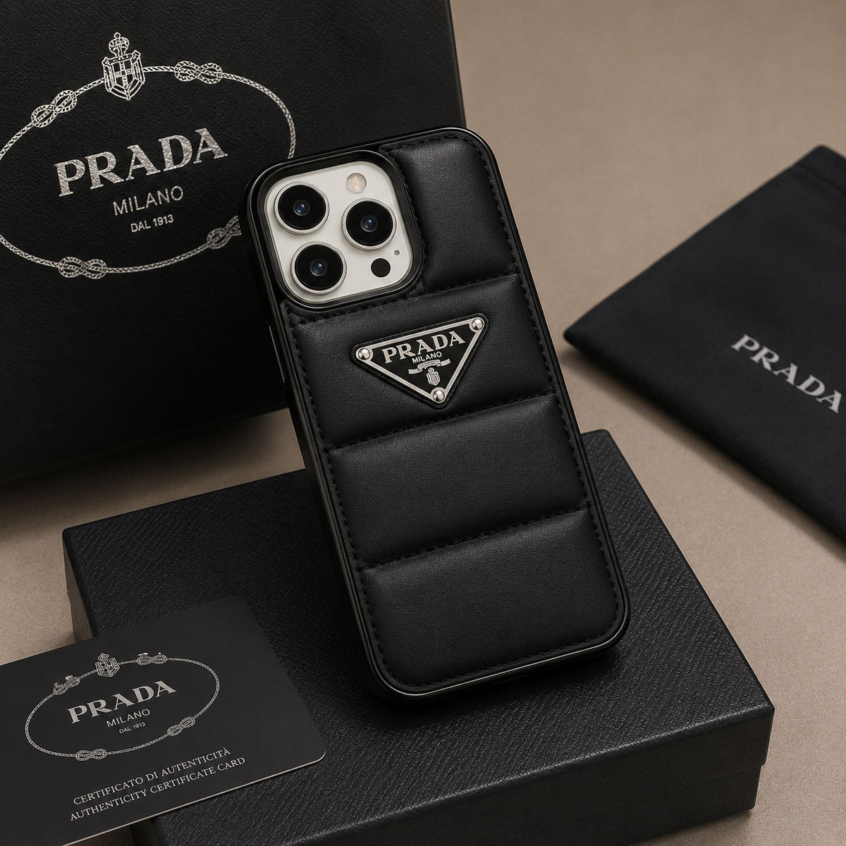 Capa iPhone P.R.A.D.A - imagem 1