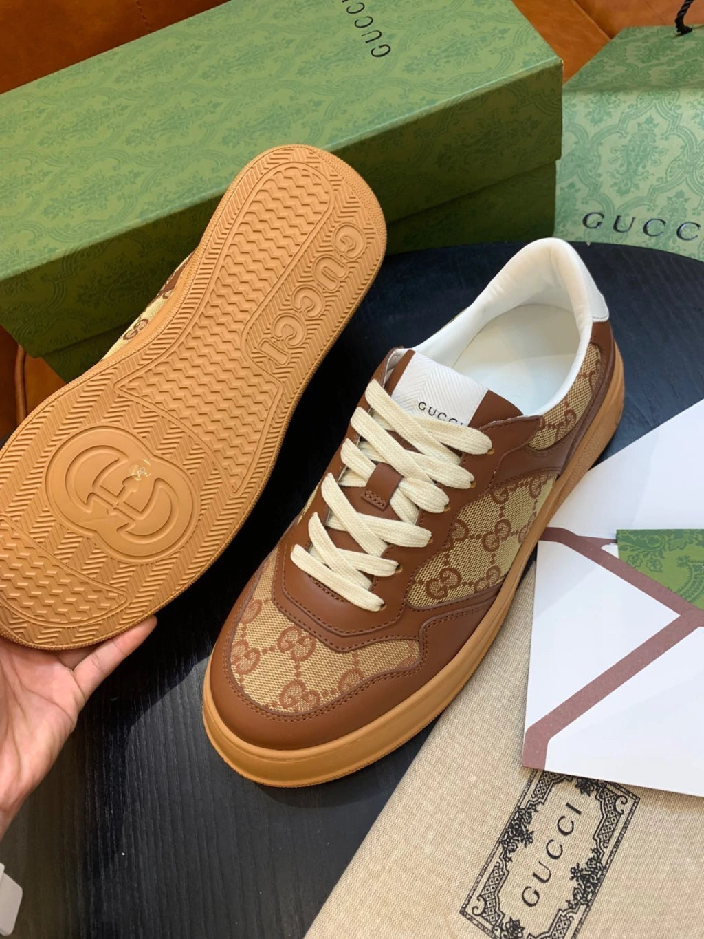 Tenis Gucci Beige