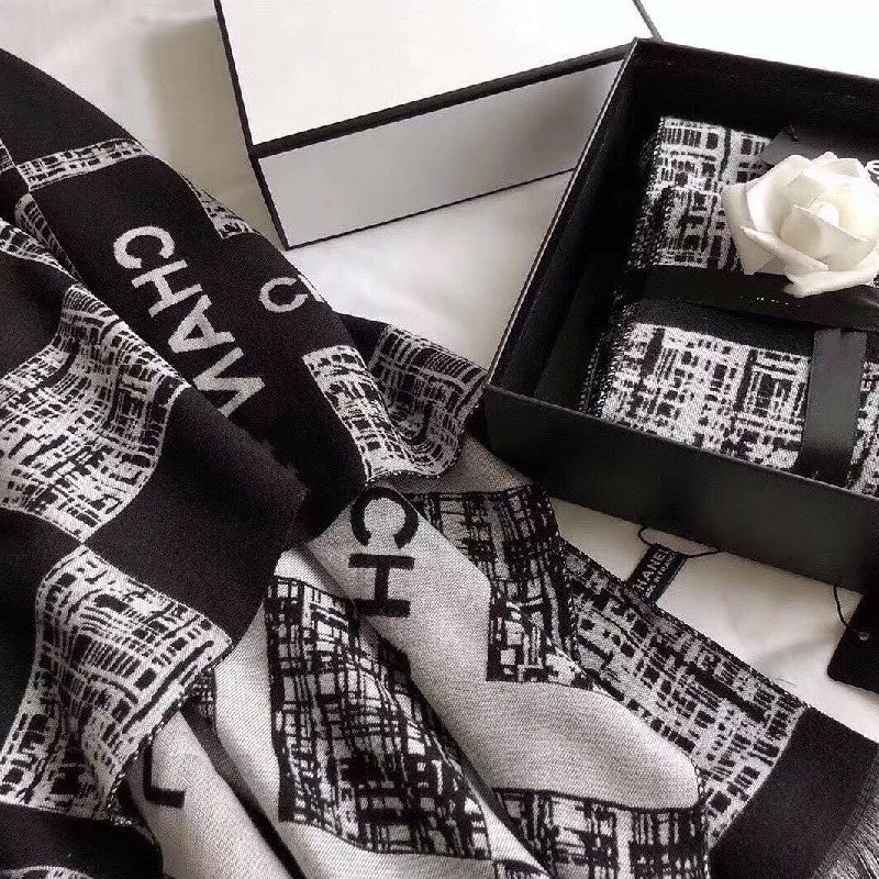 Lenço Xale Chanel
