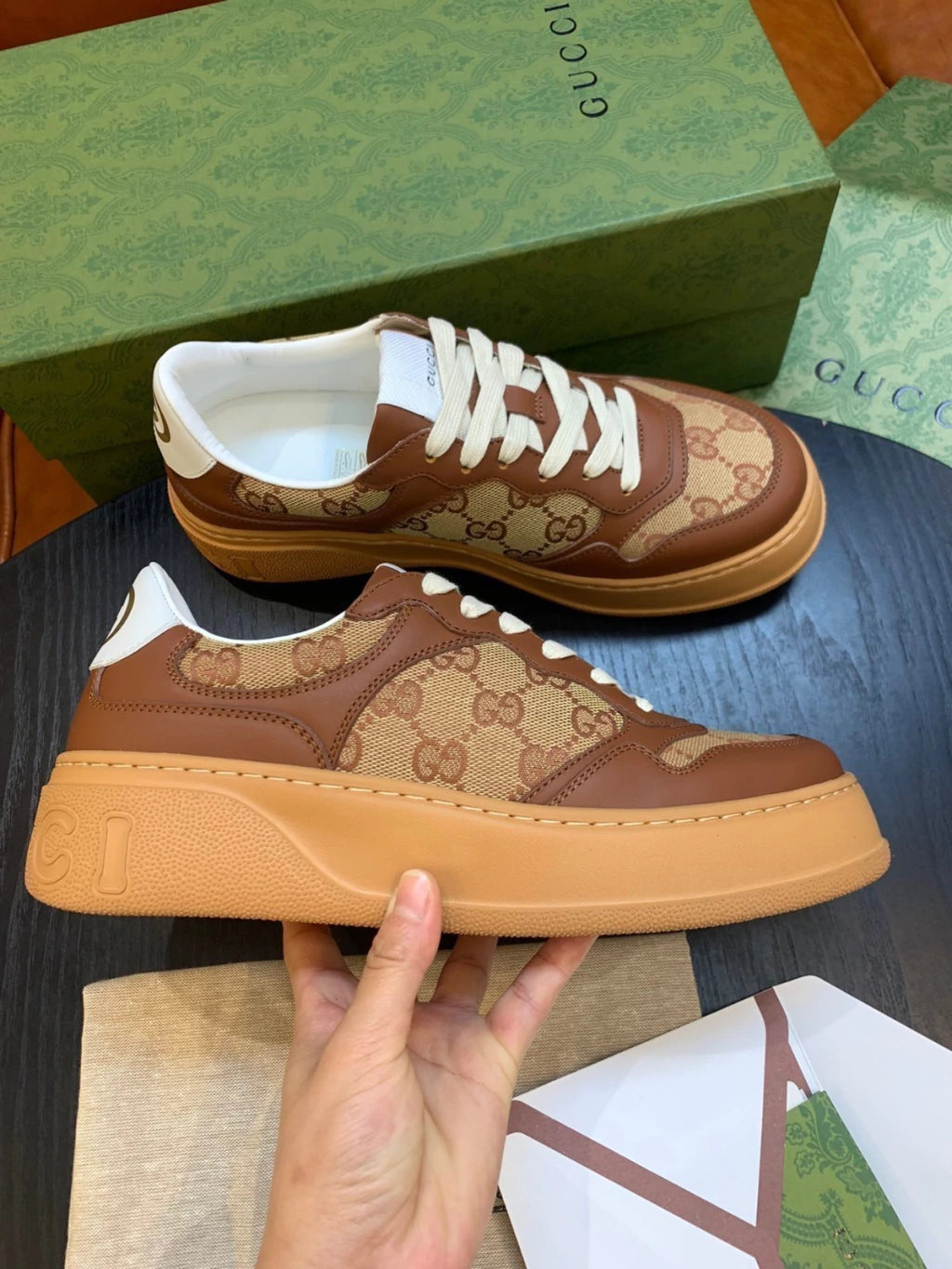 Tenis Gucci Beige