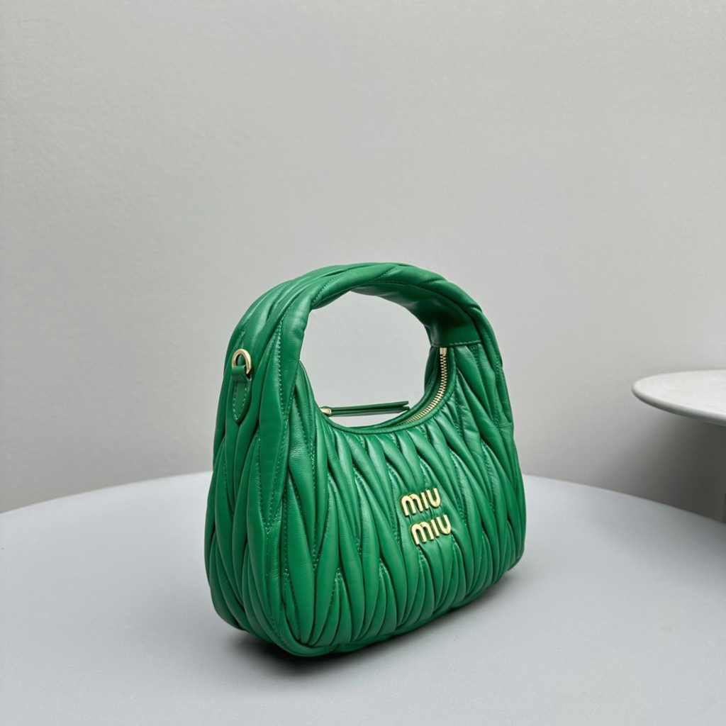 Bolsa MiuMiu hobo Wander couro napa matelassê