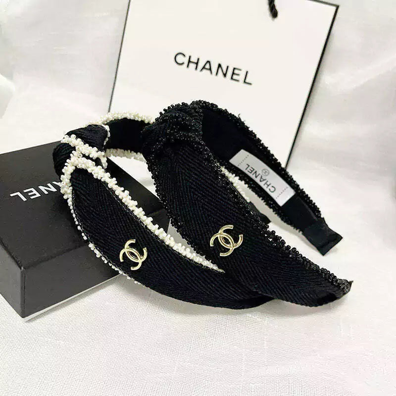 Tiara Chanel Black