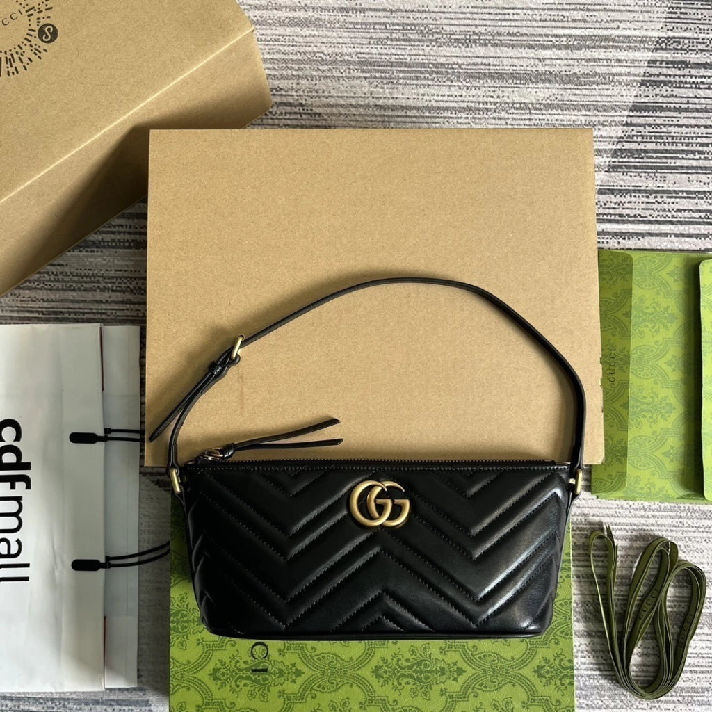 Bolsa Gucci GG Marmont de Ombro