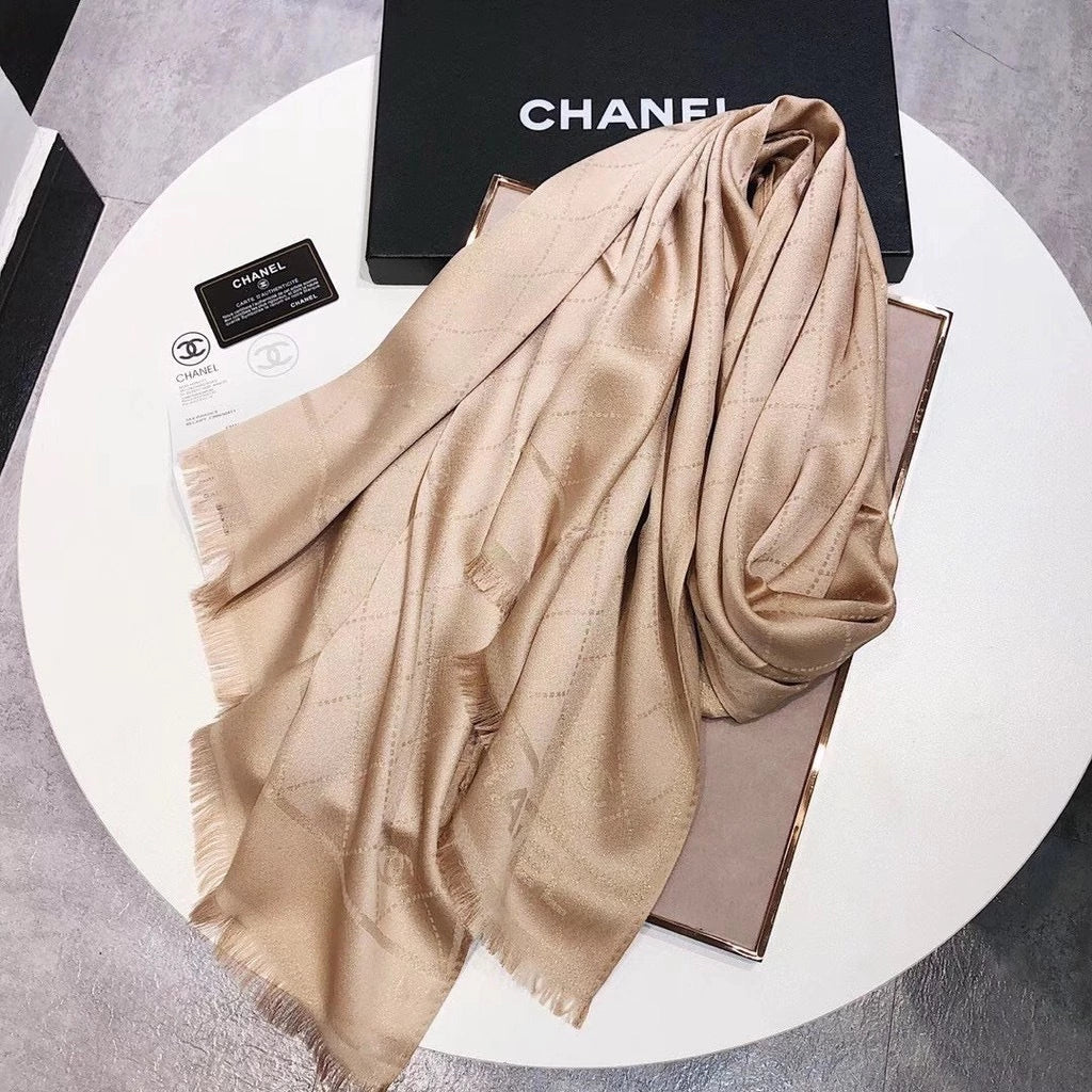 Lenço Xale Chanel