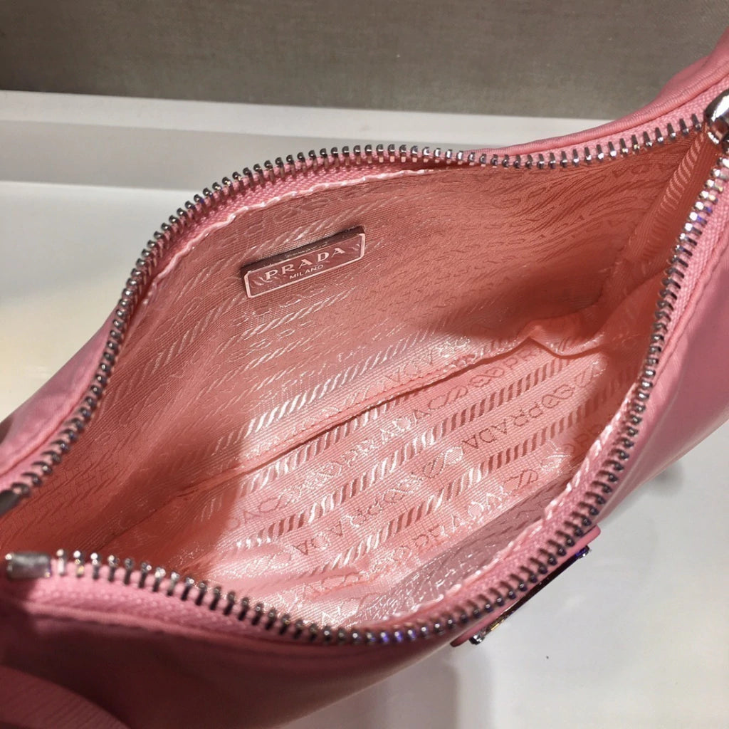 Bolsa mini em Re-Nylon Prada Re-Edition 2005 Pink