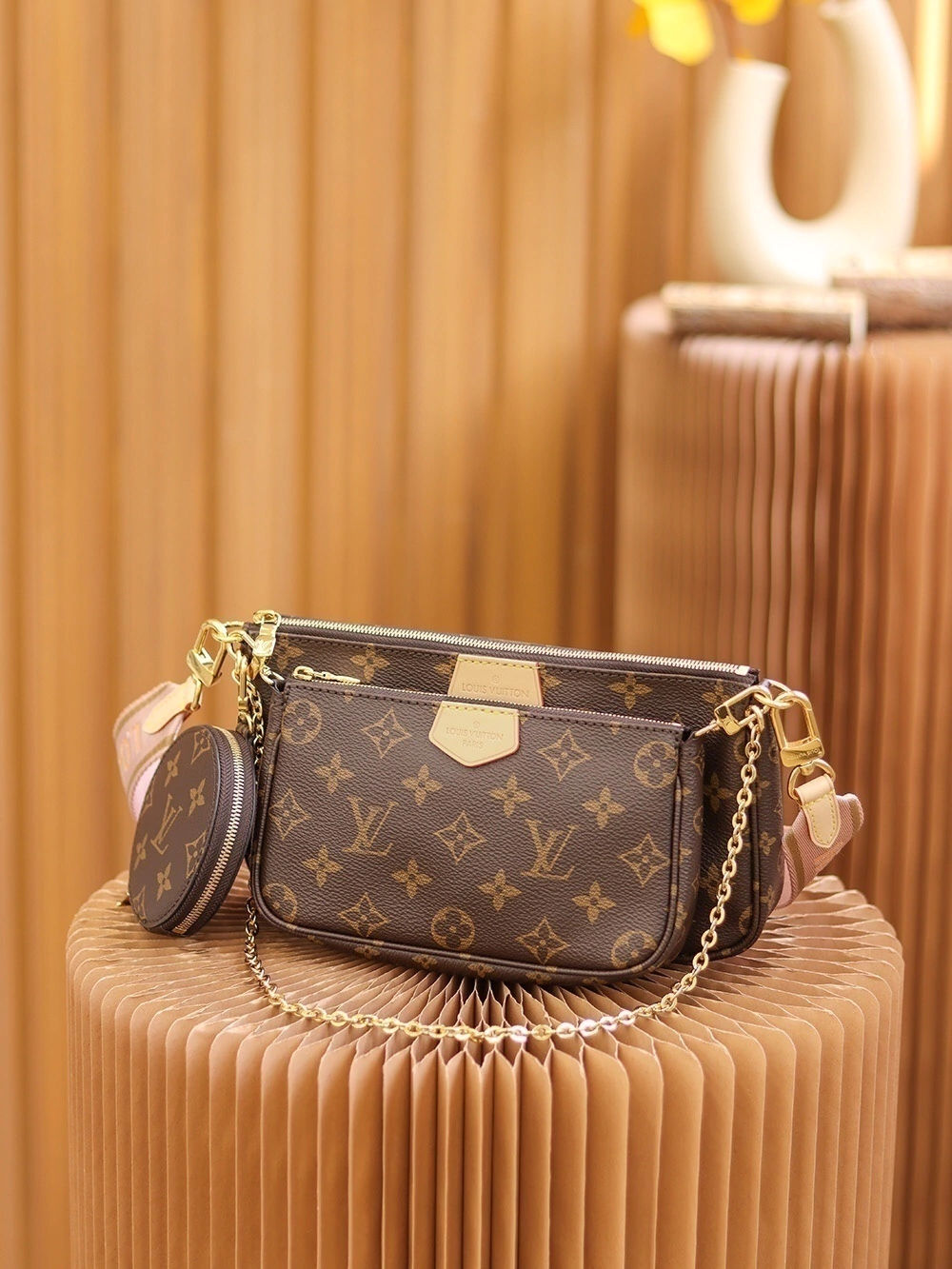 Multi Pochette Accessoires LV - imagem 10
