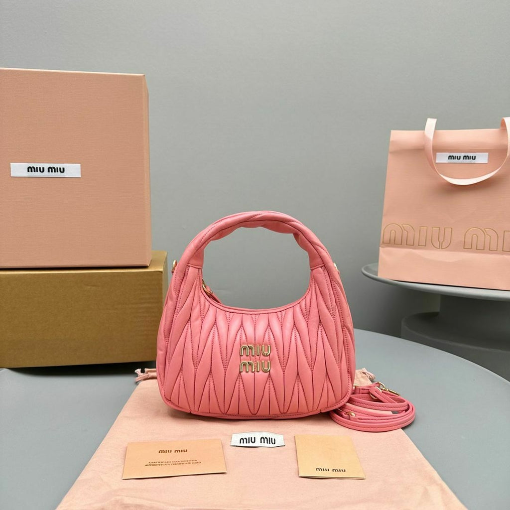 Bolsa MiuMiu hobo Wander couro napa matelassê