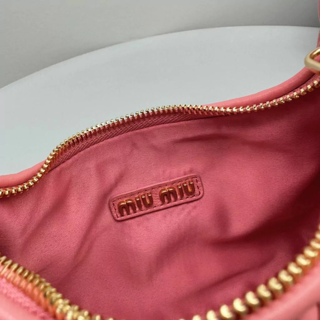 Bolsa MiuMiu hobo Wander couro napa matelassê